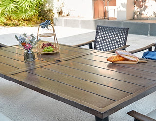 Natural Expressions 6 - seater Wicker dining set